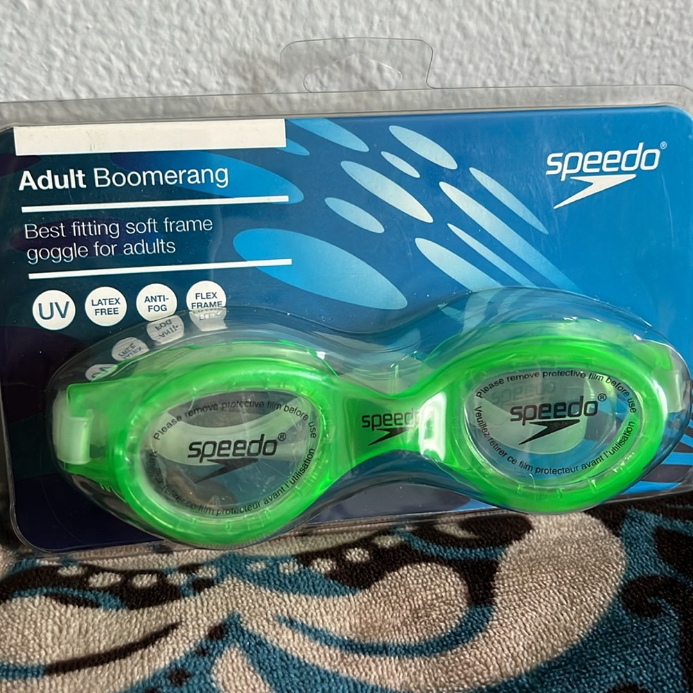 $30 Speedo Swim Goggles - Picture 3 of 4